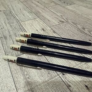 Lot of 4 Exxon Pens
